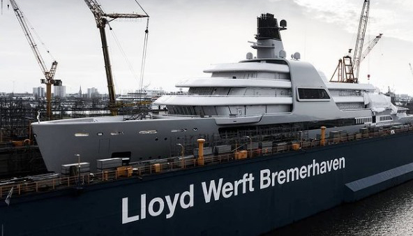 145 metre superyacht Solaris launched at Lloyd Werft